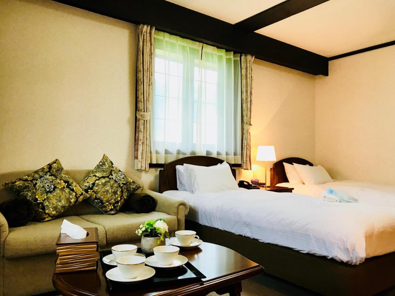 האקובה Shakespeare Hotel מראה חיצוני תמונה